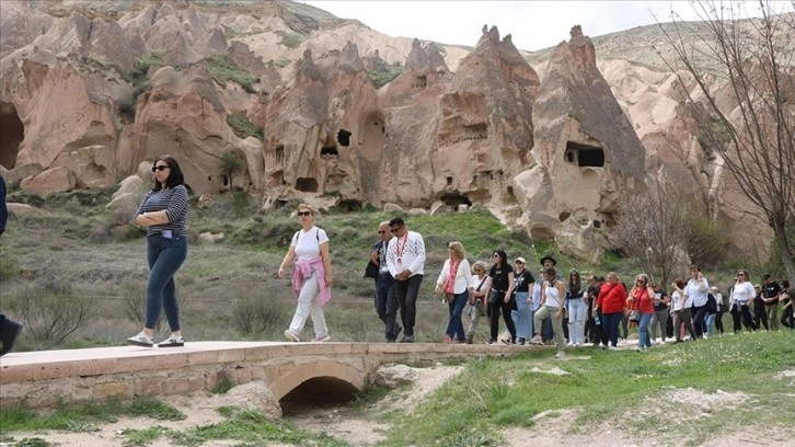Ara tatilin Ramazan Bayramı'yla birleşmesi Kapadokya'da yerli turist yoğunluğunu artırdı