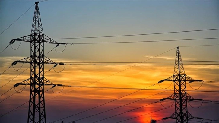 Arap ülkeleri kesintilere neden olan elektrik sıkıntısını çözmek için çareler arıyor