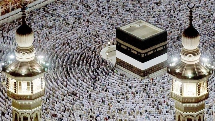 Arap ülkelerinin çoğu, Ramazan ayının yarın başlayacağını duyurdu