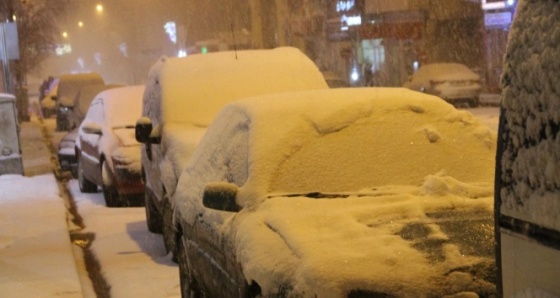 Ardahan'a Mart ayında kar sürprizi