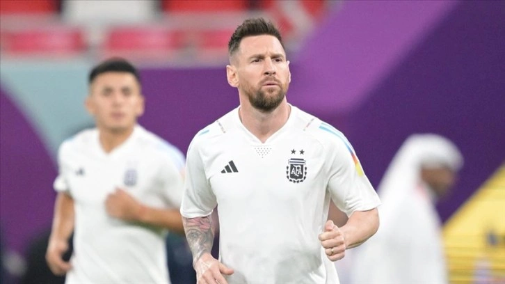 Arjantinli yıldız futbolcu Messi, kariyerinin 1000. maçına çıktı