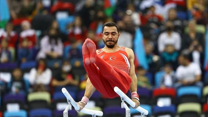 Artistik Cimnastik Dünya Challenge Kupası'nda milli sporcu Ferhat Arıcan'dan altın madalya
