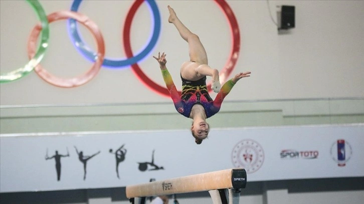 Artistik Cimnastik Dünya Şampiyonası'nın üçüncü günü sona erdi