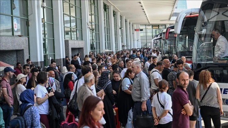 AŞTİ'de Kurban Bayramı yoğunluğu