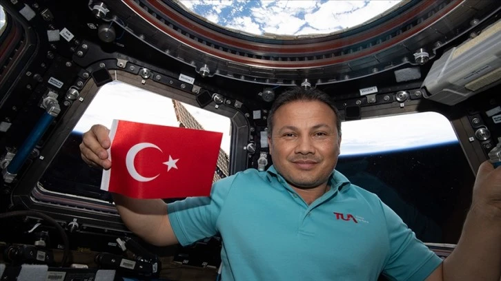 Astronot Gezeravcı'nın dünyaya dönüş yolculuğunun yarın 14.00'te başlaması planlanıyor