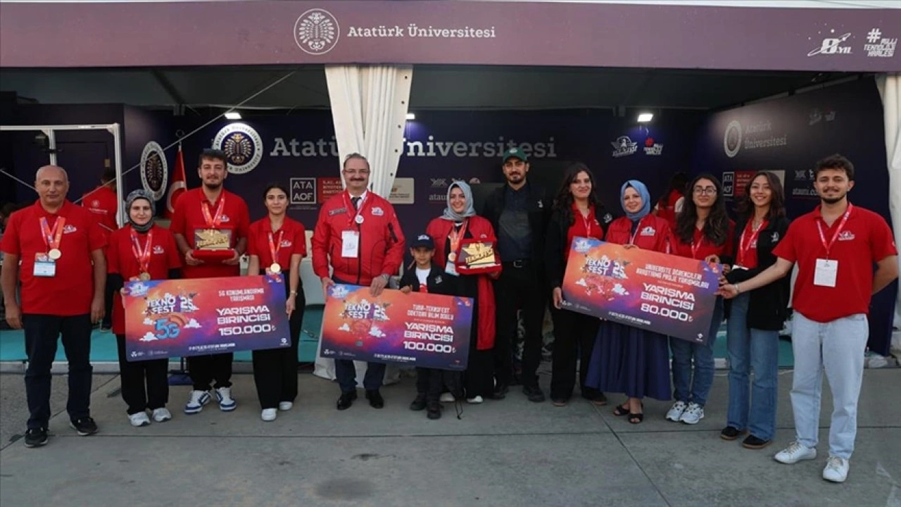 Atatürk Üniversitesi TEKNOFEST'te 11 madalya kazandı