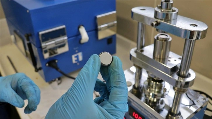 Atık lityum iyon piller üniversitede geri dönüştürülüyor