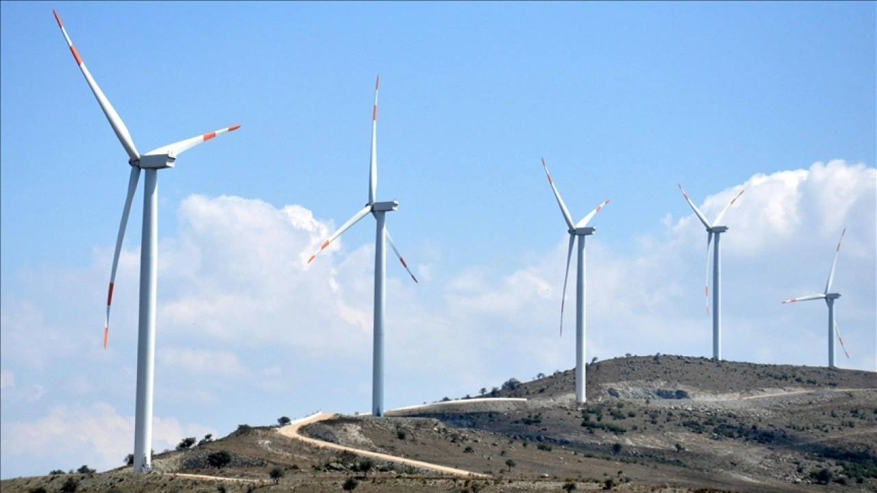 Avrupa'nın rüzgar enerjisi kurulu gücü yılın ilk yarısında 6,8 gigavat arttı