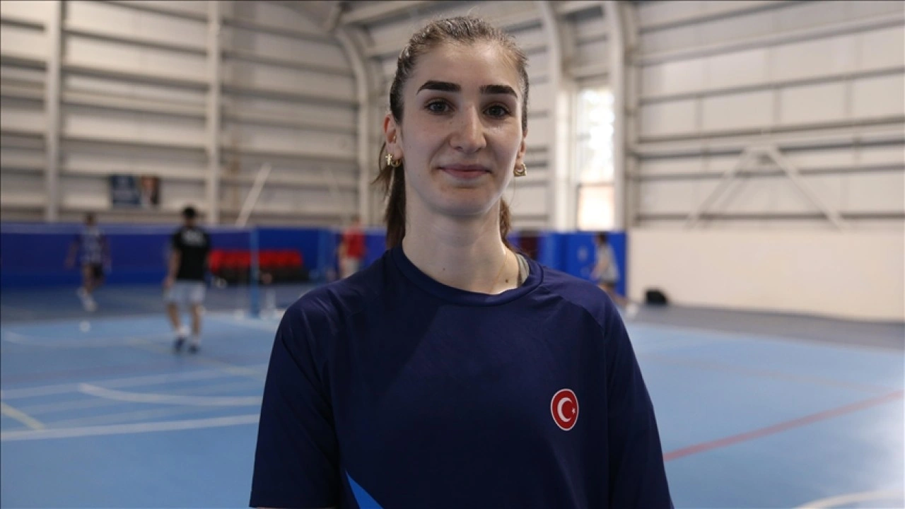 Avrupa şampiyonu milli badmintoncu Zehra Erdem gelecekten umutlu