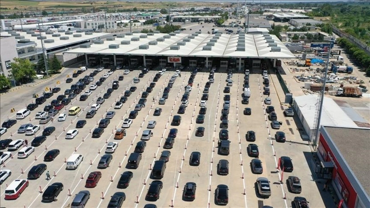 Avrupa'ya açılan Edirne'deki sınır kapılarında tedbirler alındı