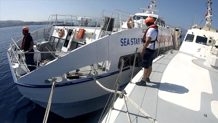 Aydın açıklarında su alan Palau bayraklı yolcu gemisindeki 76 kişi kurtarıldı