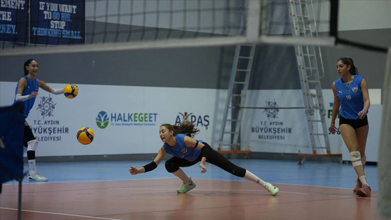 Aydın B&uuml;y&uuml;kşehir Belediyespor Kadın Voleybol Takımı, ligin ikinci devresine odaklandı
