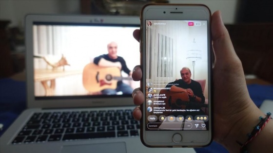 Aykut Kuşkaya canlı yayınla konser verdi