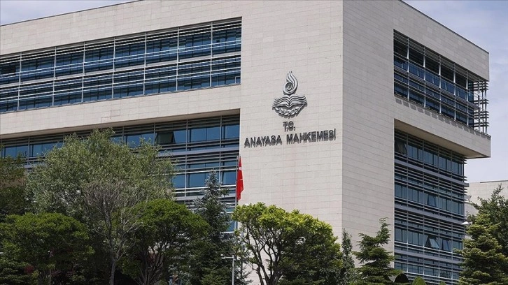 AYM, uzlaşma sağlanan suçlara ilişkin tazminat davası açılamamasını Anayasaya aykırı buldu