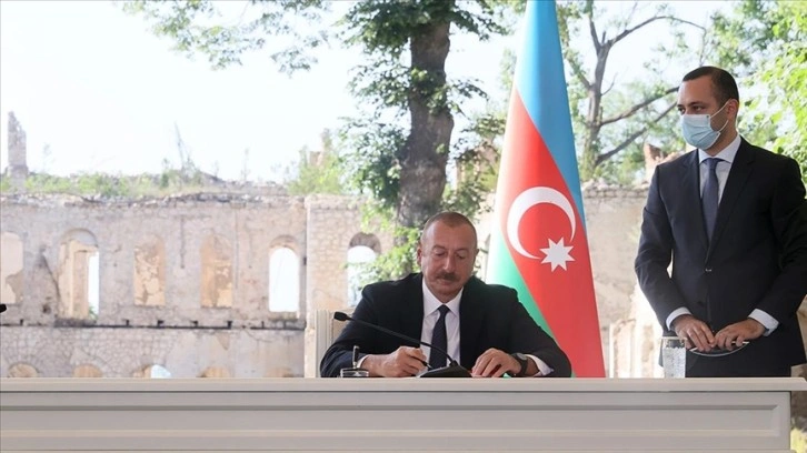 Azerbaycan Cumhurbaşkanı Aliyev, Şuşa Beyannamesi'ni onayladı