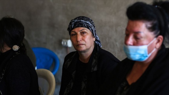 Azerbaycanlı şehit askerin annesi: Cepheye çağırsalar ben de gideceğim