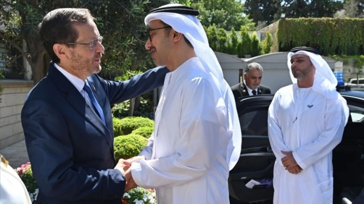 BAE Dışişleri Bakanı Al Nahyan, İsrail’de Cumhurbaşkanı Herzog ile görüştü