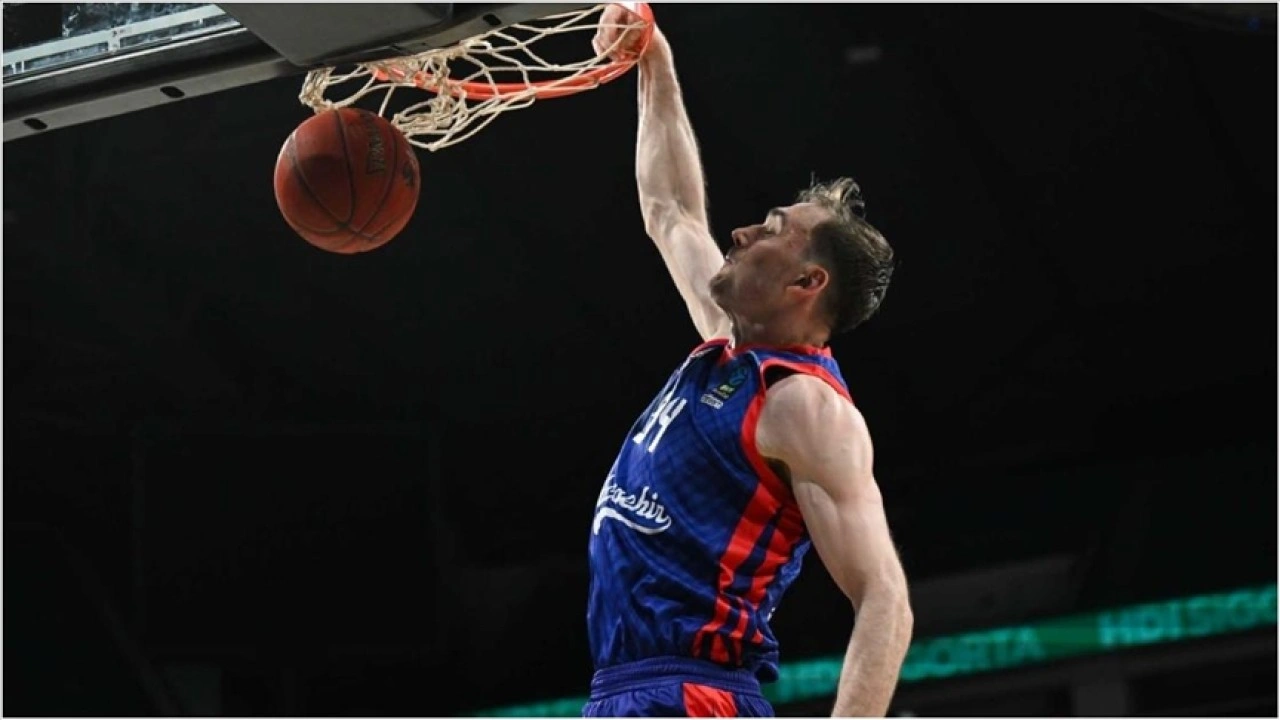 Bahçeşehir Koleji'nin ABD'li oyuncusu Tyler Cavanaugh, takımın yeni transferlerinden memnu