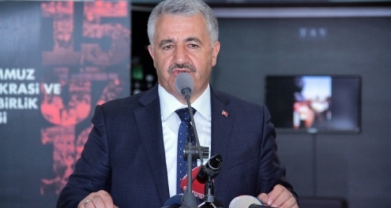 Bakan Arslan, velileri o bilgisayar oyunlarıyla ilgili uyardı
