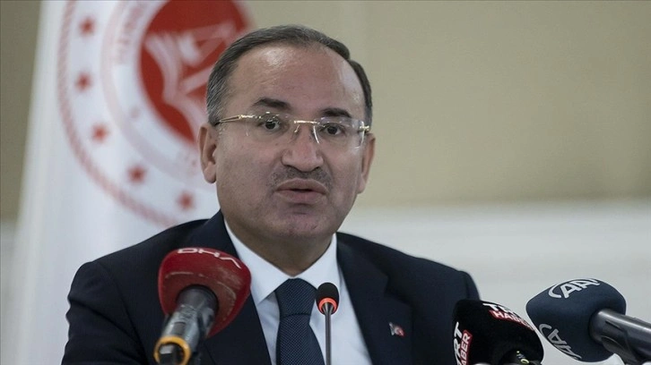 Bakan Bozdağ: Bursa'daki terör saldırıyla ilgili güvenlik güçlerimiz yakın takipte