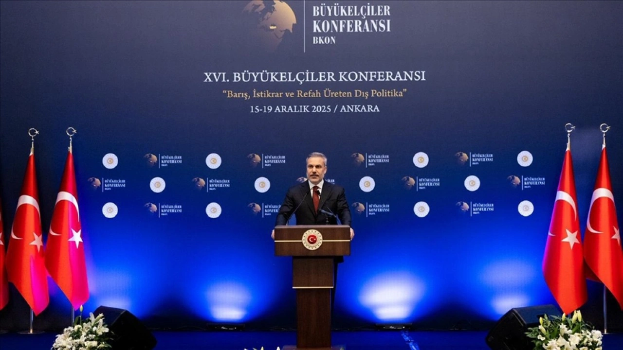 Bakan Fidan, 16. B&uuml;y&uuml;kel&ccedil;iler Konferansı genel değerlendirme toplantısında hitapta bulundu