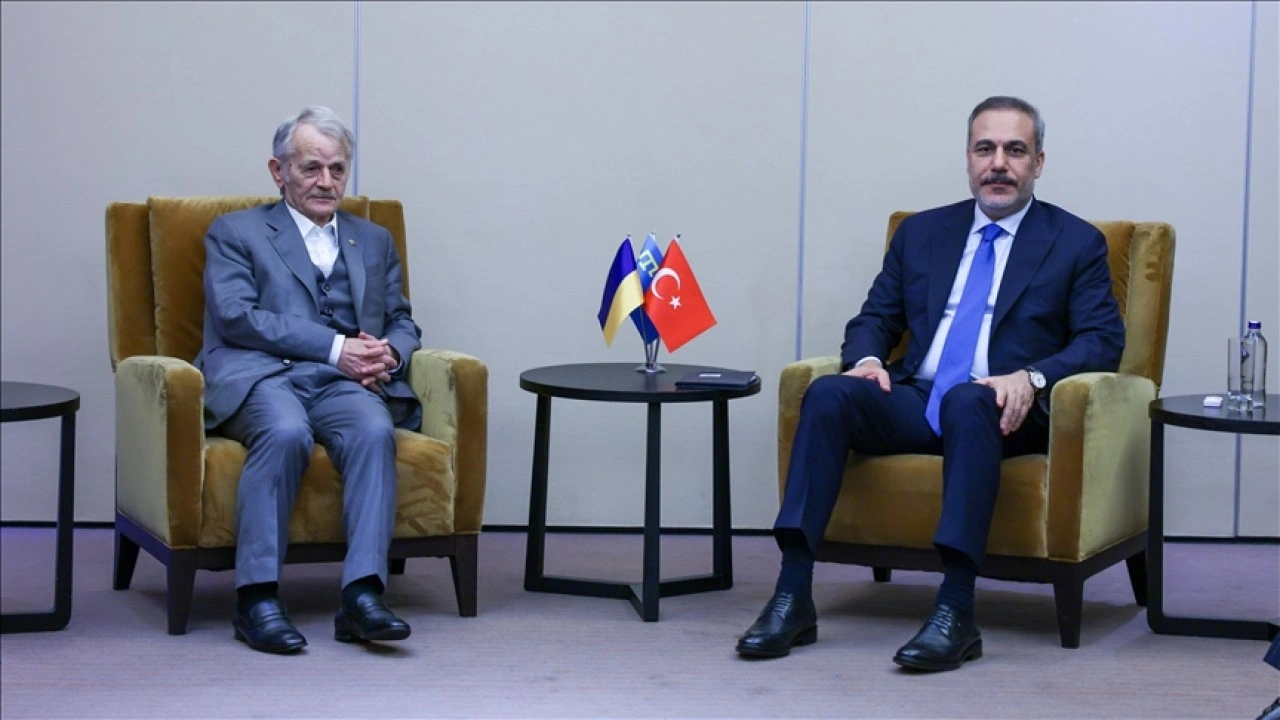 Bakan Fidan, Kırım Tatarlarının Milli Lideri Kırımoğlu'nu Kiev'de kabul etti