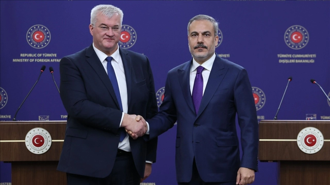Bakan Fidan, Ukraynalı mevkidaşı Sybiha ile Ukrayna-Rusya arasındaki ateşkes çabalarını görüştü