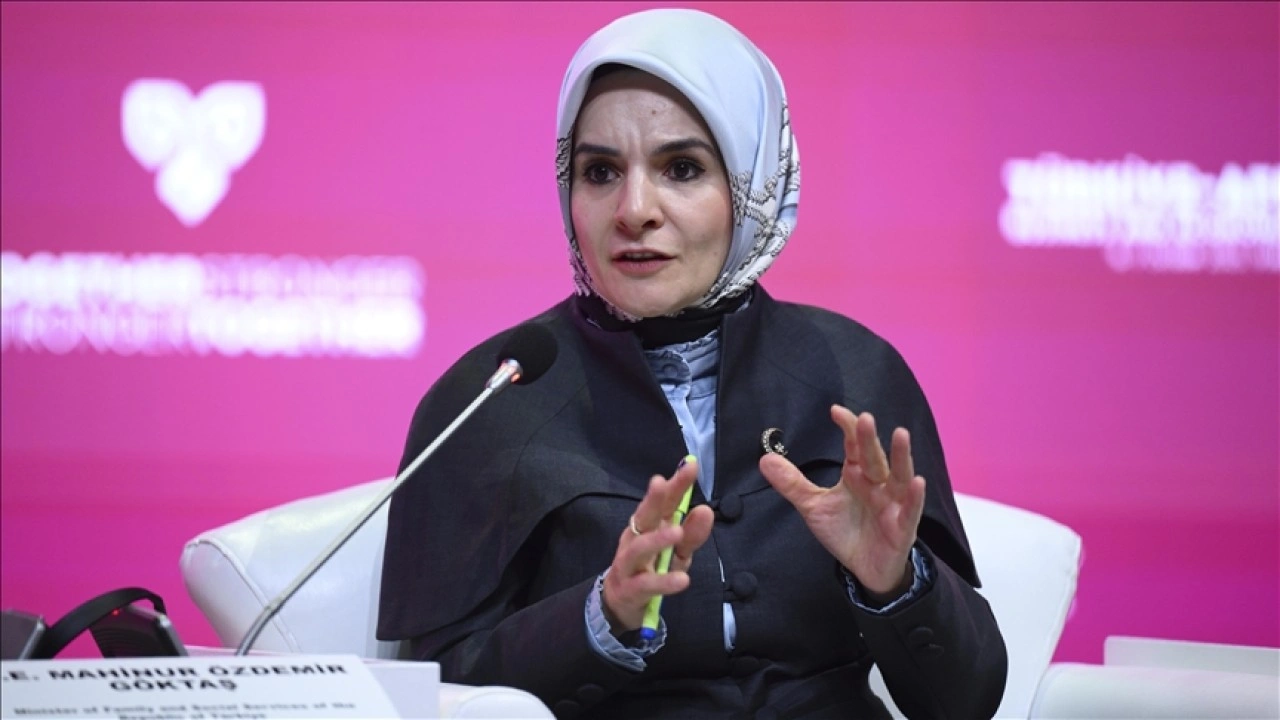Bakan Göktaş: Türkiye'de kadınların iş hayatındaki yeri yüzde 27'den yüzde 36'ya kada