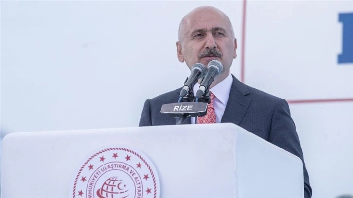 Bakan Karaismailoğlu: Rize-Artvin Havalimanı dünyaya ışık tutan ölçekte