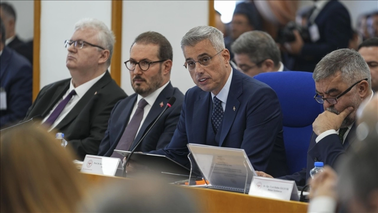 Bakan Memişoğlu: 2025'in ilk 10 ayında 16 milyon MR, 17 milyon BT çekimi yapılmıştır