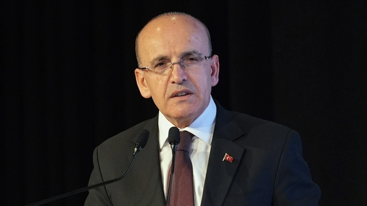 Bakan Şimşek: Cari açığın yıl sonunda OVP tahminimizin oldukça altında gerçekleşmesini öngörüyoruz