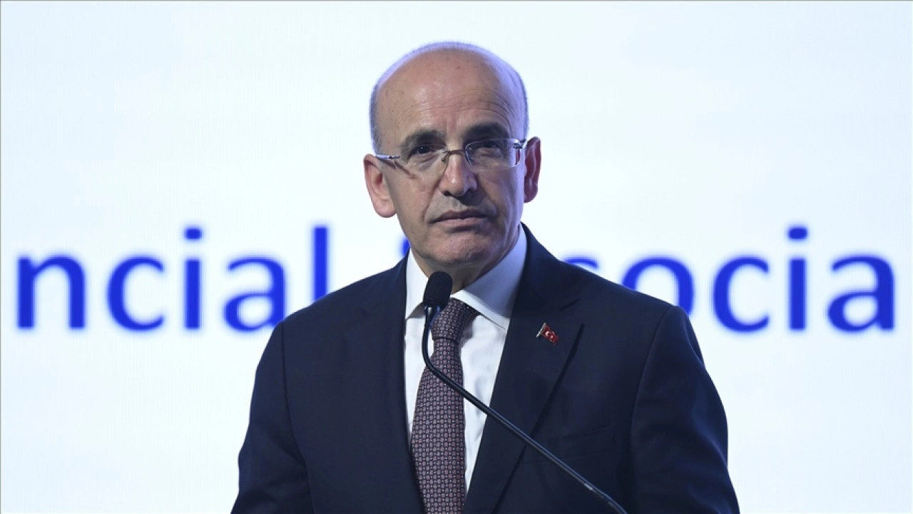 Bakan Şimşek, Dünya Bankasının Türkiye'nin büyüme tahminini yükseltmesini değerlendirdi