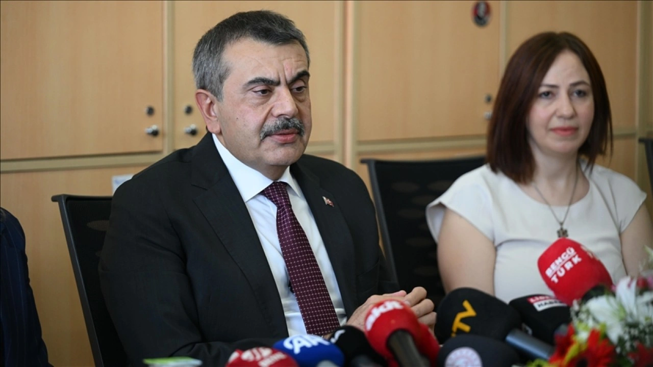 Bakan Tekin: Daha sağlıklı nesiller yetiştirmek için adım attık