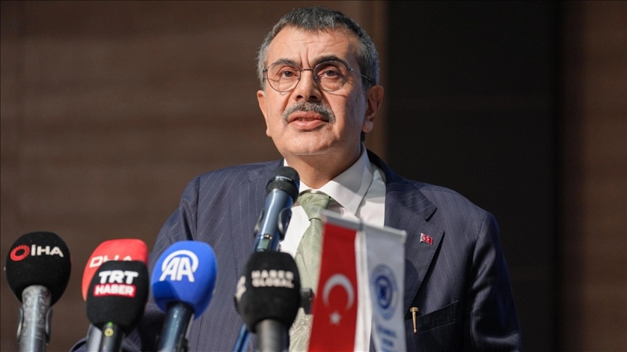 Bakan Tekin: Eğitimin dili de barışın dili olmak zorundadır