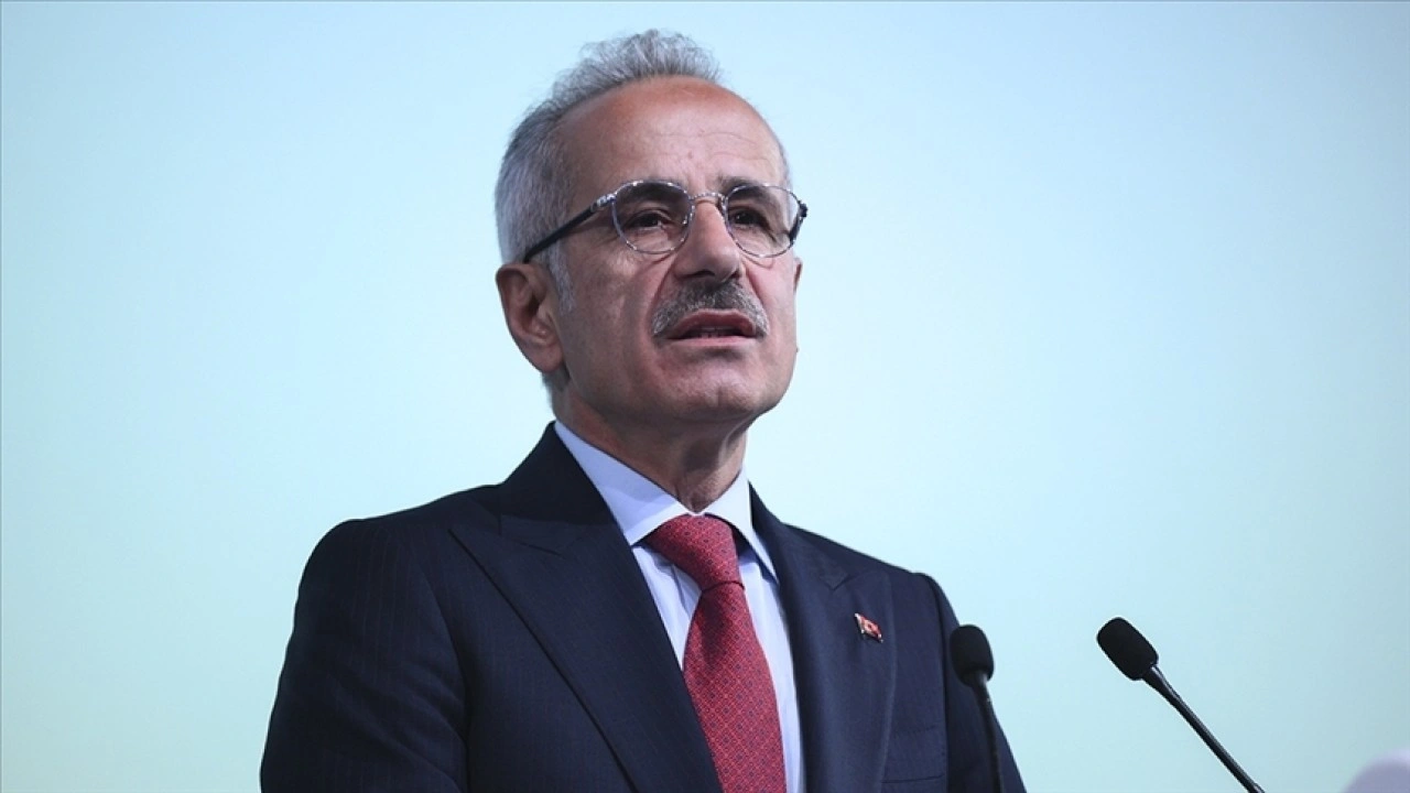Bakan Uraloğlu: Hatay Havalimanı'ndaki &ccedil;alışmaların 2026 yılında tamamlanması hedefleniyor