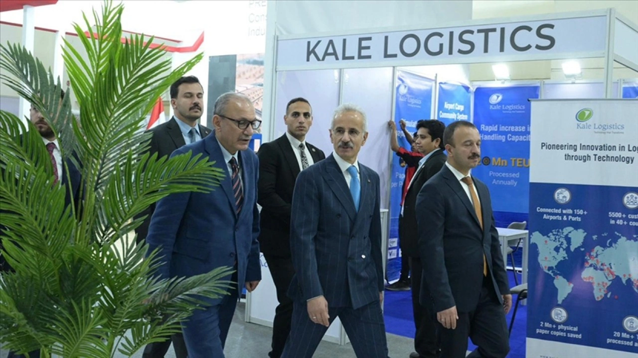 Bakan Uraloğlu, Mısır'da düzenlenen TransMEA 2025 Fuarı'na katıldı