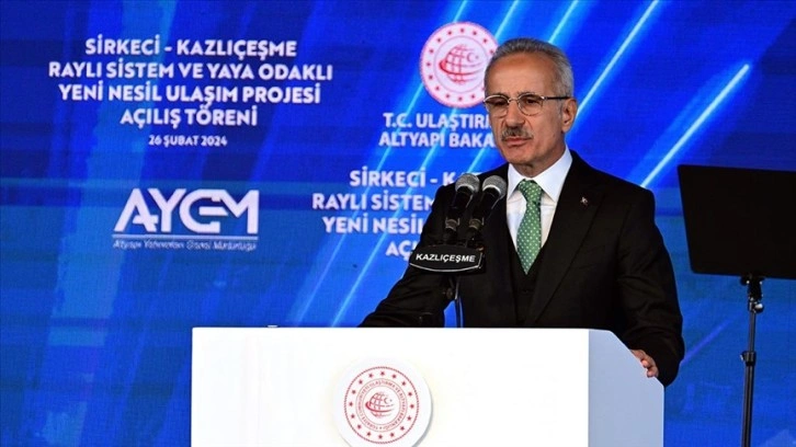 Bakan Uraloğlu: Sirkeci-Kazlıçeşme Hattı'nı sil baştan yaparak yeniden İstanbul'a kazandırdık
