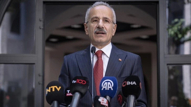 Bakan Uraloğlu: X, artık İstanbul merkezli temsilciliği ile Türkiye'de faaliyetlerini sürdürece