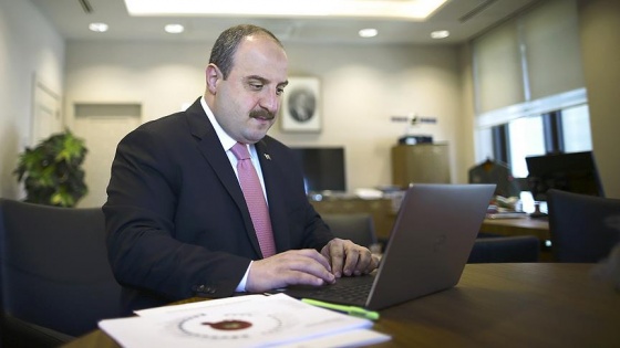 Bakan Varank öğrencilerin internet sorununu çözdü