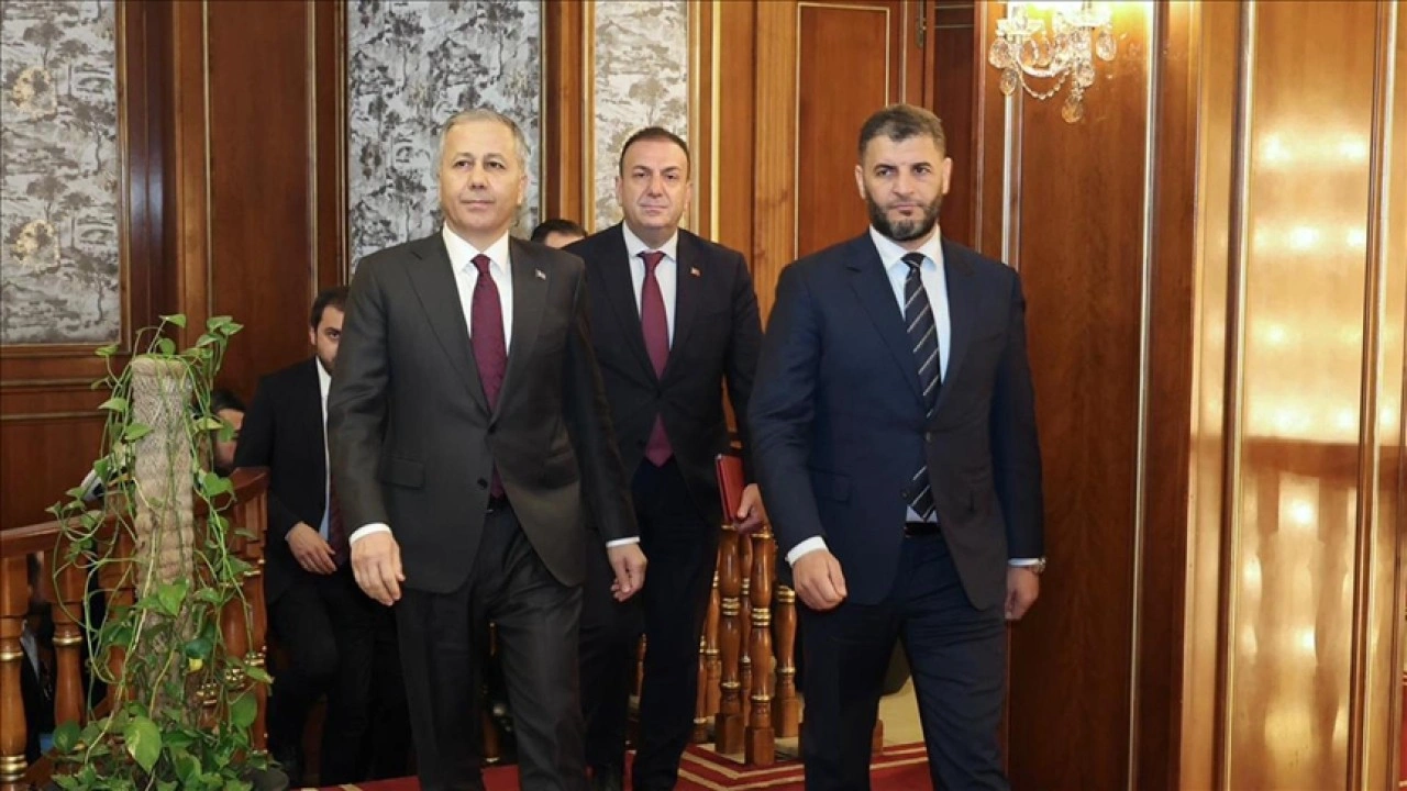 Bakan Yerlikaya, Trablus'ta Başbakan Dibeybe ve İçişleri Bakanı Trablusi ile görüştü