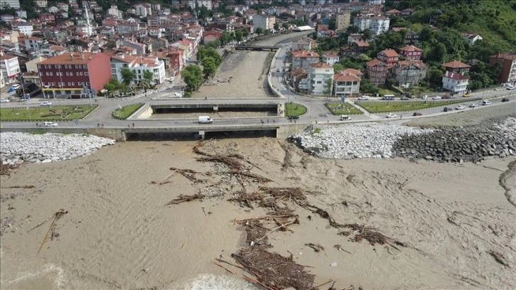 Bakanlar Yanık, Kurum, Soylu, Kirişci ve Karaismailoğlu Batı Karadeniz'deki sel bölgesine gidiy