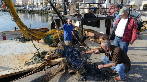 Balıkçı teknesinin ağlarına 'uçak pervanesi' takıldı