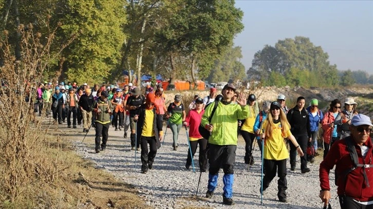 Balıkesir'deki 276 kilometrelik Artemea parkurlarında doğa yürüyüşü festivali başladı