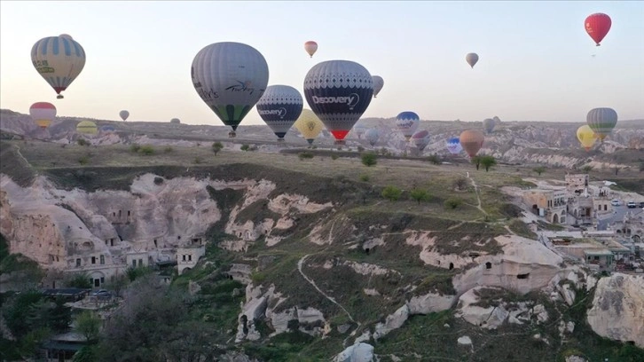 Balon turları Kapadokya'da turizmin lokomotifi oluyor