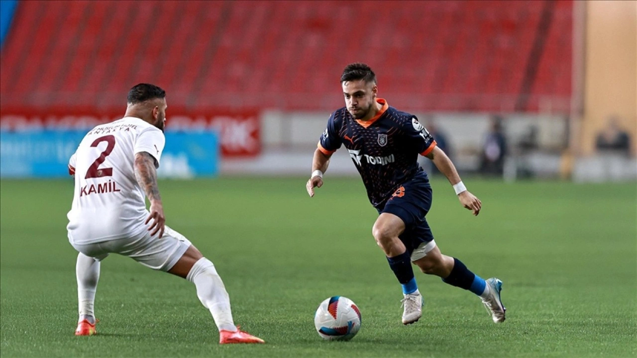 Başakşehir, deplasmanda Hatayspor'u 4-2 mağlup etti