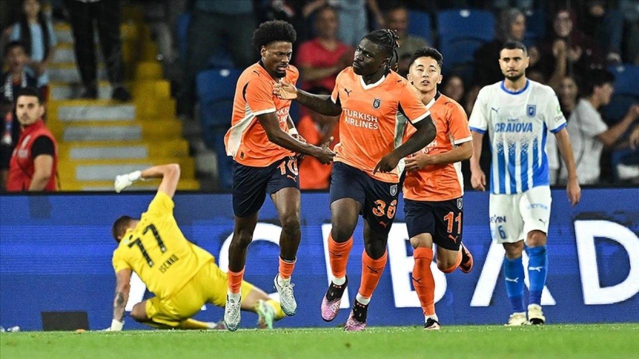 Başakşehir, UEFA Konferans Ligi play-off turunda Universitatea Craiova'ya konuk olacak