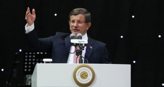 Başbakan Davutoğlu: ‘İslam medeniyetinin en güzel şehirleri yağmalanıyor’