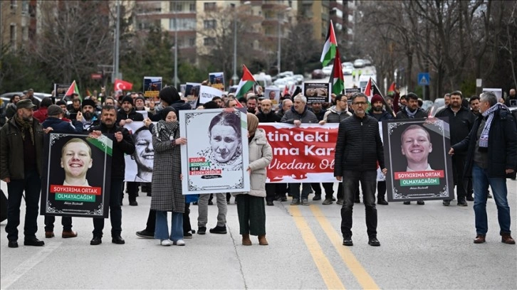 Başkentte STK'lar, Gazze'ye destek için ABD Büyükelçiliğine yürüdü