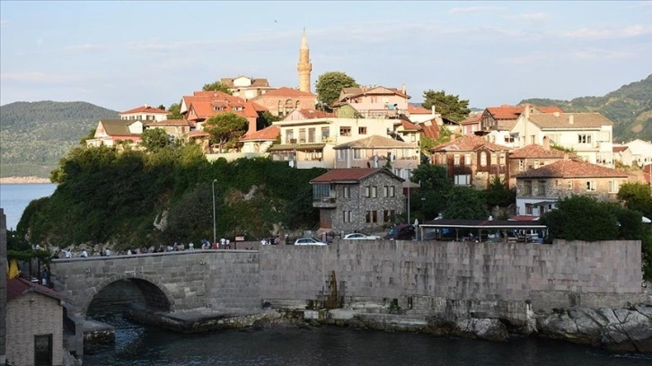 Batı Karadeniz'in tatil beldeleri bayramı dolu geçirdi