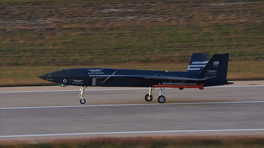 Bayraktar KIZILELMA'dan milli donanımlarla gövde gösterisi